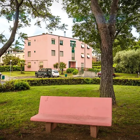 Pink House *